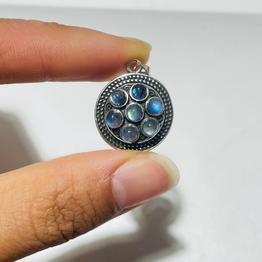 High Quality Labradorite Spin Turntable Pendant Wholesale - Image 2
