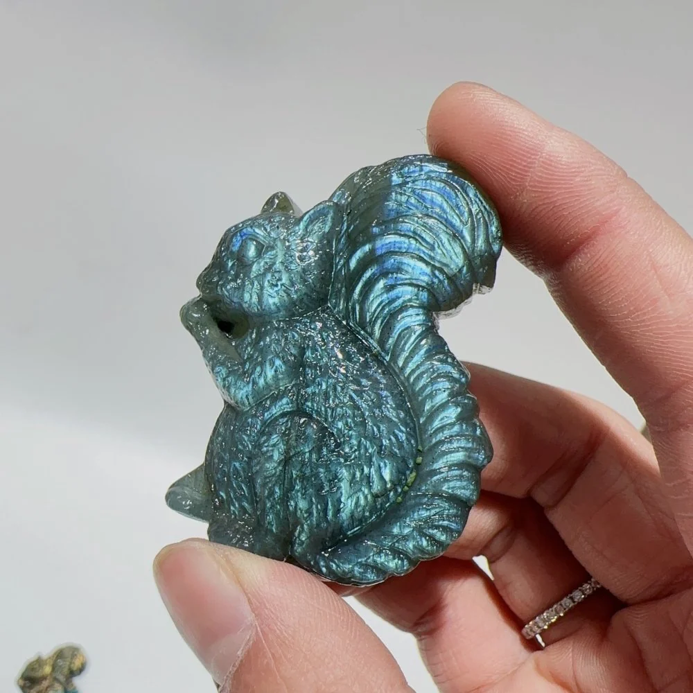 High Quality Labradorite Squirrel Carving Wholesale - Image 2