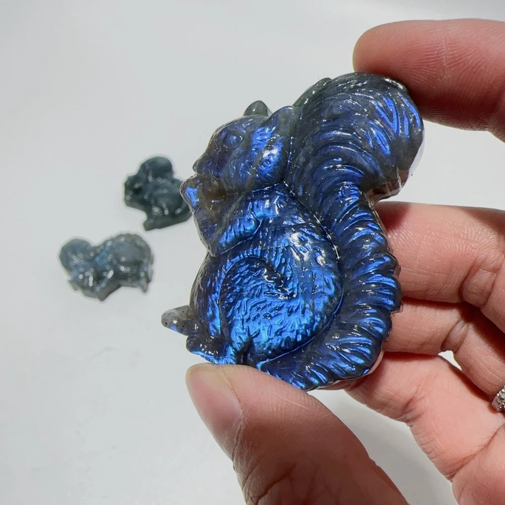 High Quality Labradorite Squirrel Carving Wholesale - Image 4