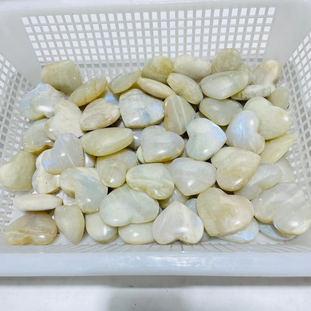 66 Pieces High Quality Moonstone Heart - Image 3