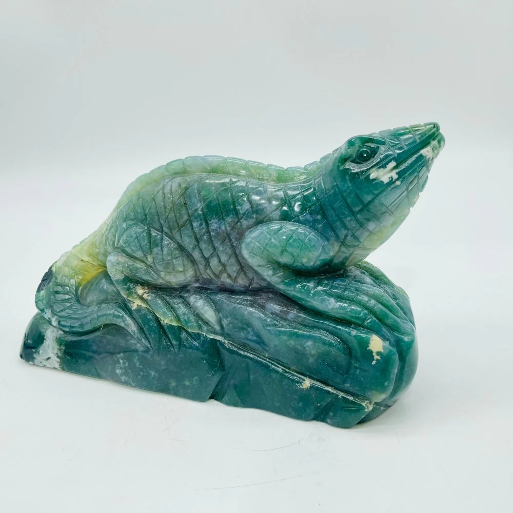 High Quality Natural Moss Agate Lizard Carving - Image 4