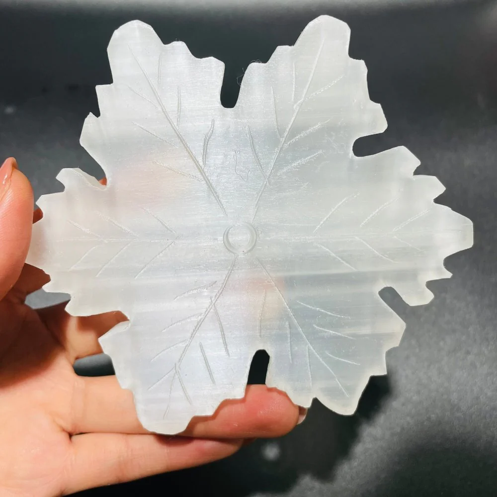 High Quality Selenite Snowflake Carving Wholesale - Image 3