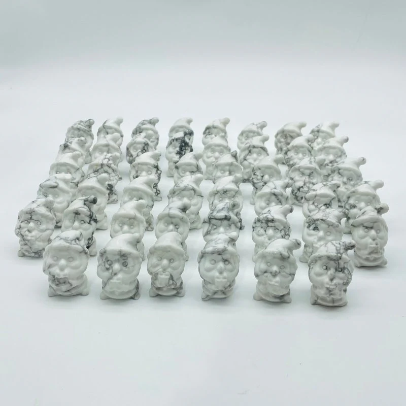 46 Pieces Howlite Christmas Santa Claus Carving Clearance(defective) - Image 3