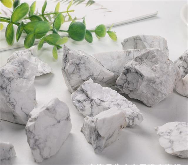 Howlite Rough Raw Stones Wholesale - Image 6