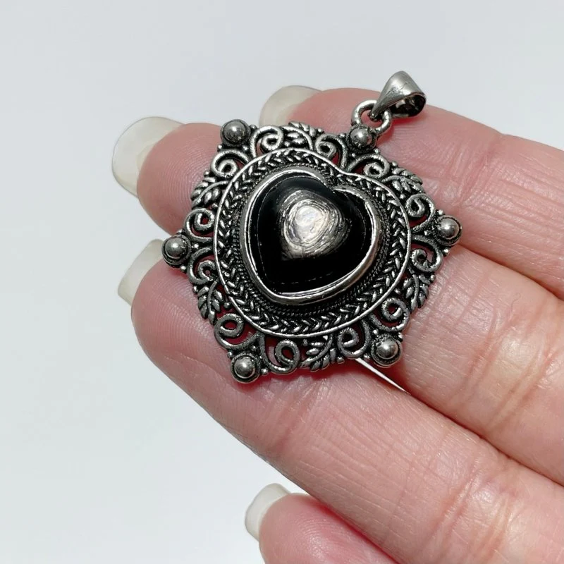 Hypersthene Stone Heart Pendant Wholesale