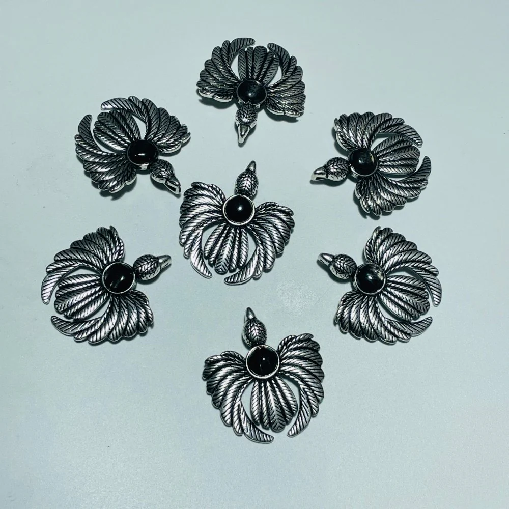 Hypersthene Stone Crystal Pendant Wholesale - Image 5