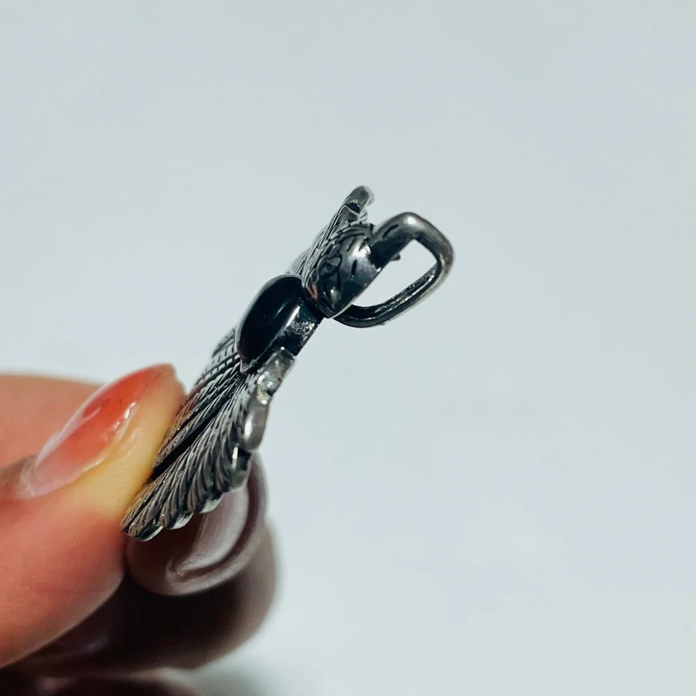Hypersthene Stone Crystal Pendant Wholesale - Image 7