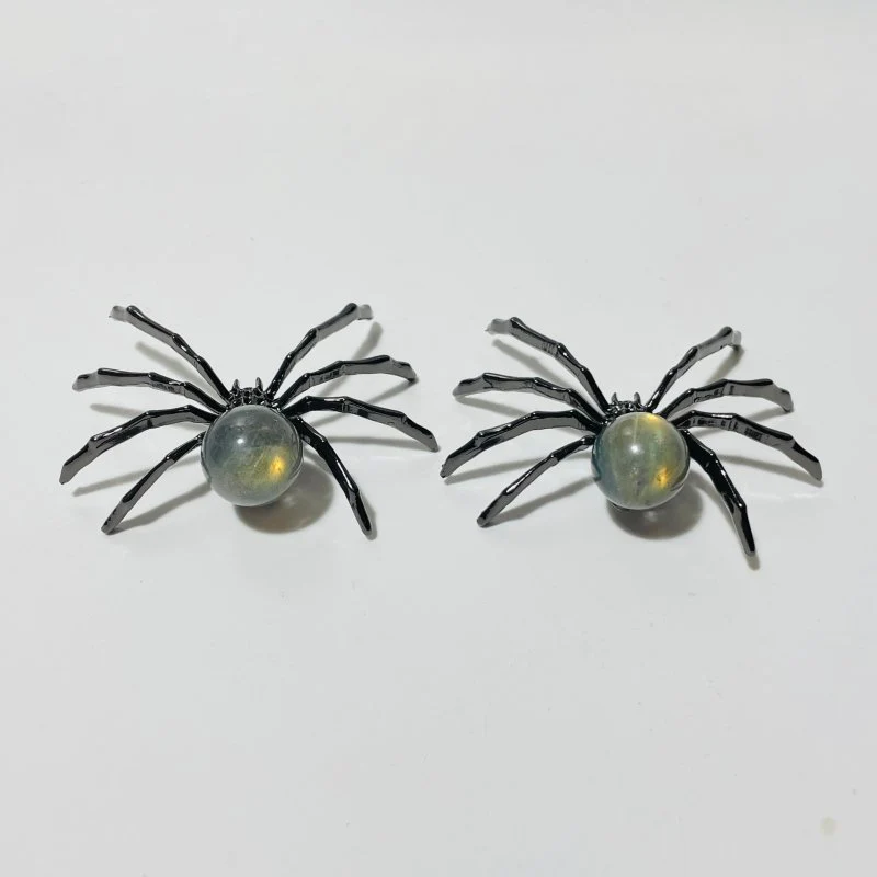 Labradorite Crystal Sphere Spider Ornament Handmade Alloy Spider Wholesale - Image 5