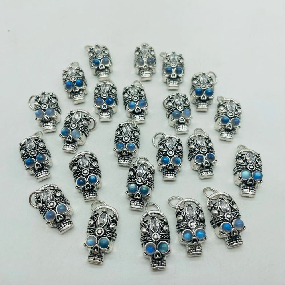 Labradorite King Skull Pendant Wholesale - Image 2