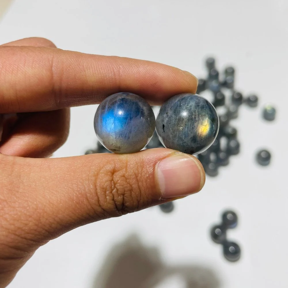 High Quality Labradorite Sphere Ball Wholesale - Image 3