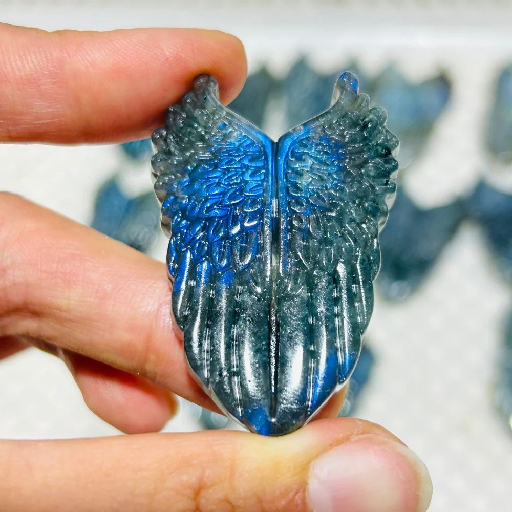 Labradorite Wing Shield Carving Wholesale - Image 3
