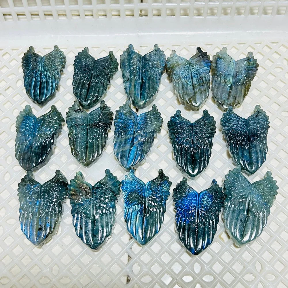 Labradorite Wing Shield Carving Wholesale - Image 4