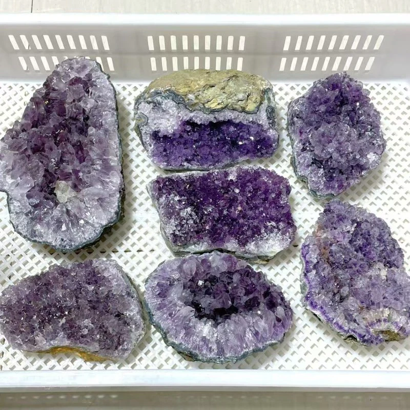 7 Pieces Large Amethyst Cluster Specimen - Image 4