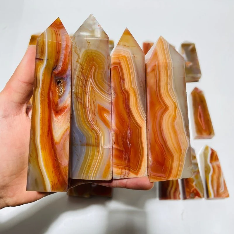 28 Pieces Four-Sided Carnelian Points - Image 3