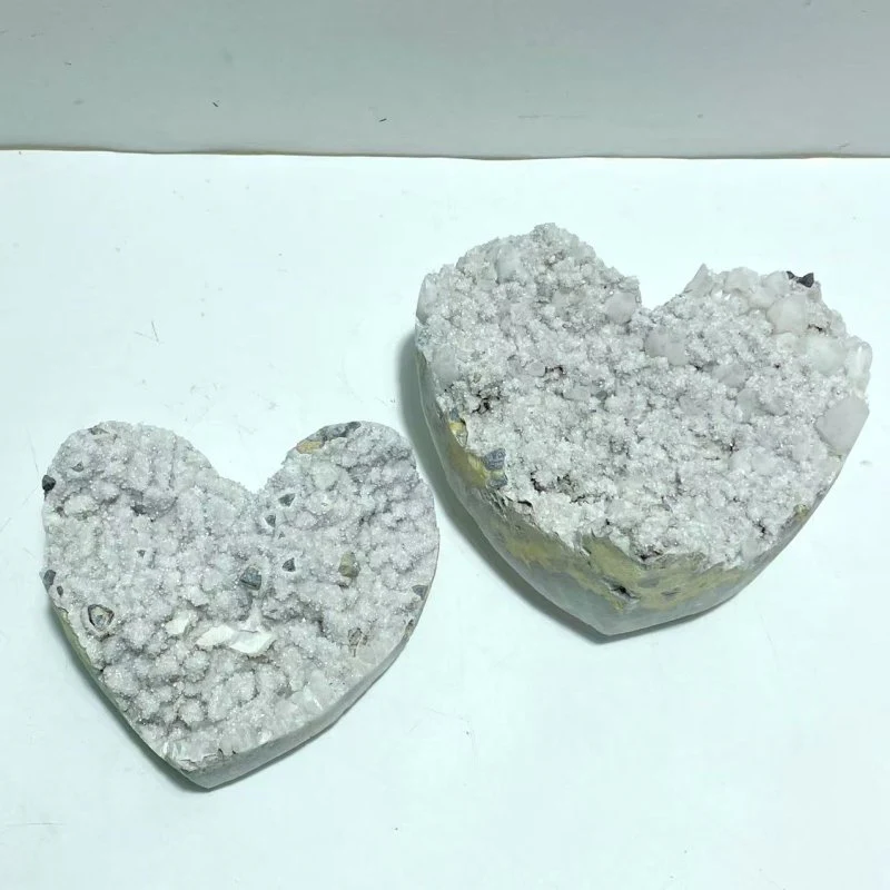 2 Pieces Large Quartz Cluster Heart - Image 5