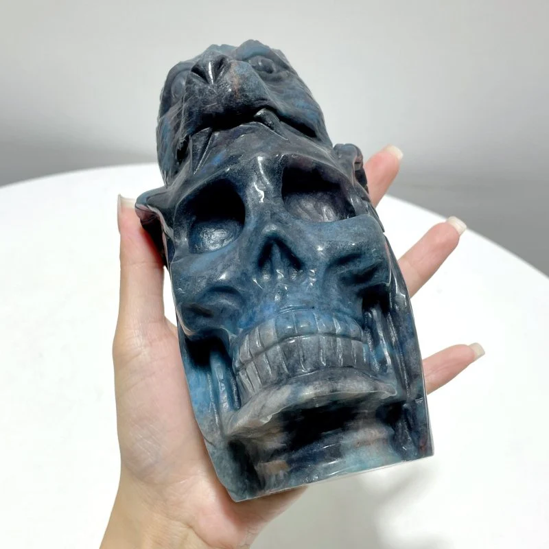 Large Trolleite Stone Wolf Head With Skull Carving - Image 2