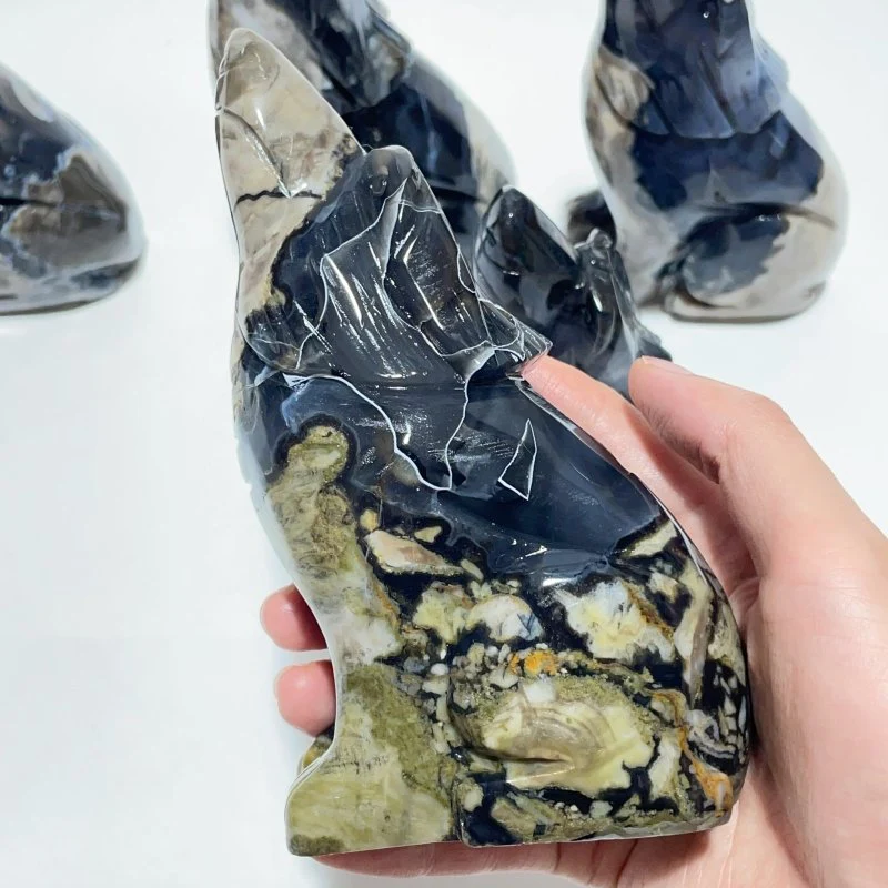5 Pieces Large Volcanic Agate Wolf Carving(UV-Reactive) - Image 6