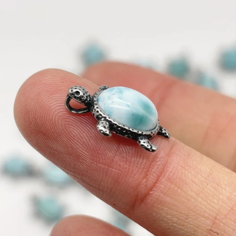 Larimar Mini Turtle Pendant Crystal Wholesale - Image 2