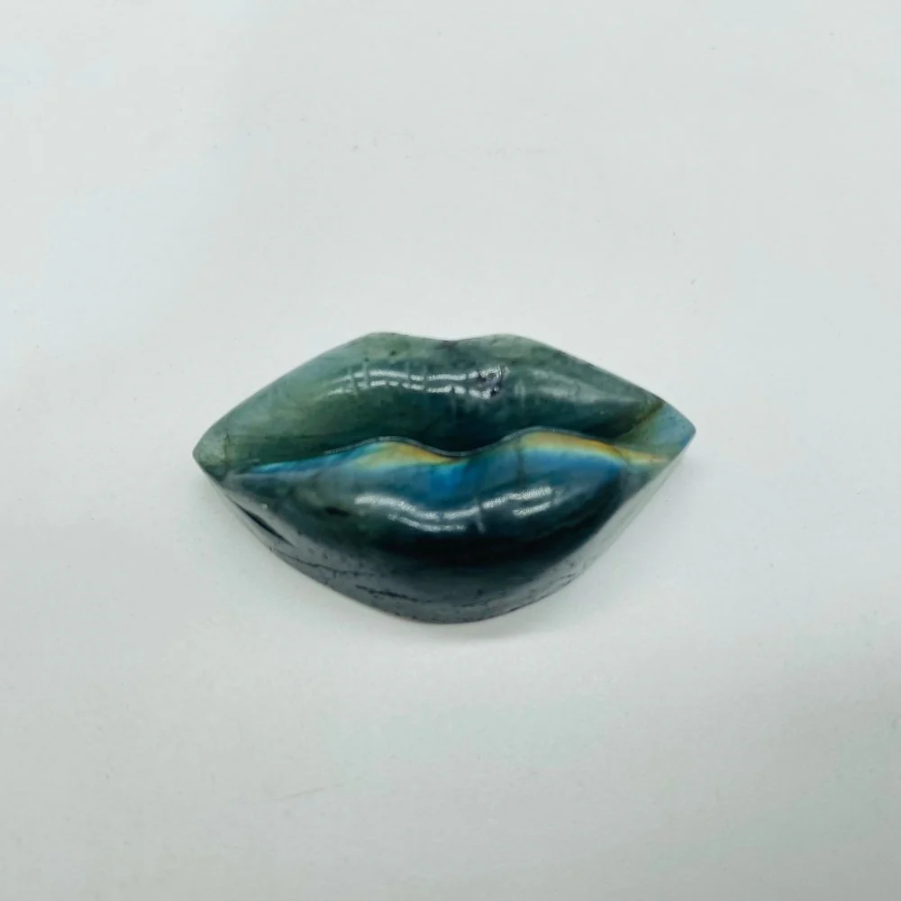 Lips Kiss Carving Lepidolite Labradorite Fluorite Wholesale - Image 3