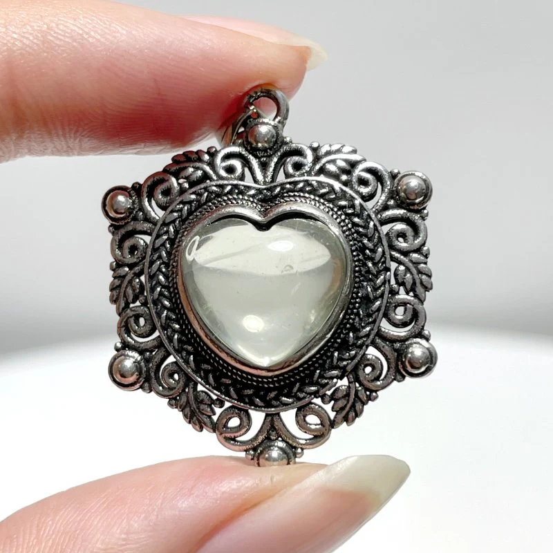 Light Color Citrine Heart Pendant Wholesale