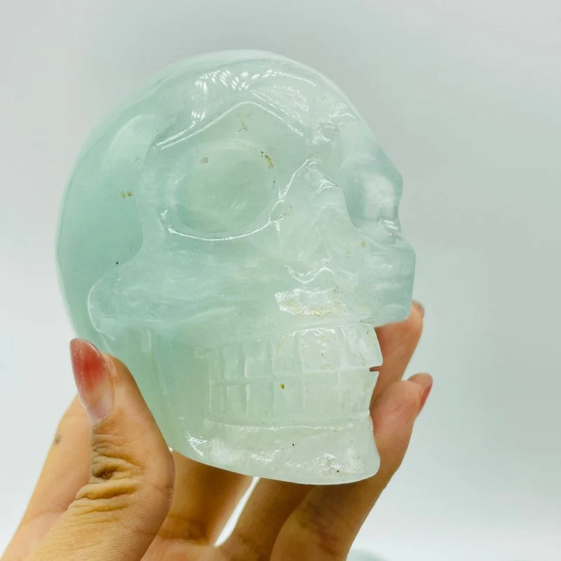 7 Pieces Light Color Fluorite Halloween Skull Carving - Image 4