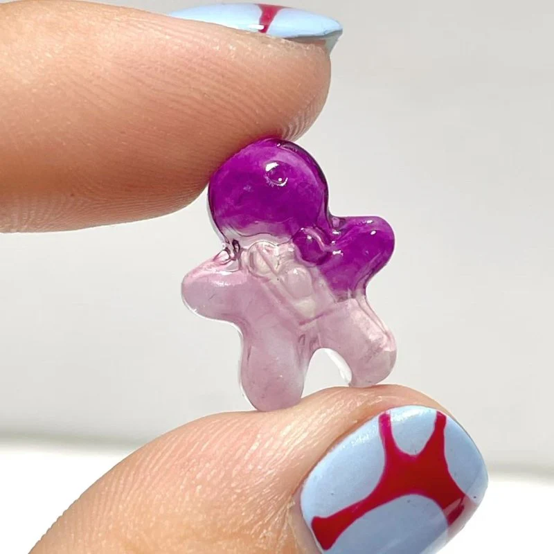 Mini Fluorite Gingerbread Man Carving Wholesale - Image 3