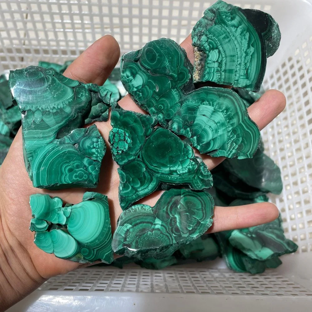 85 Pieces Small Polished Malachite Slab - Image 4