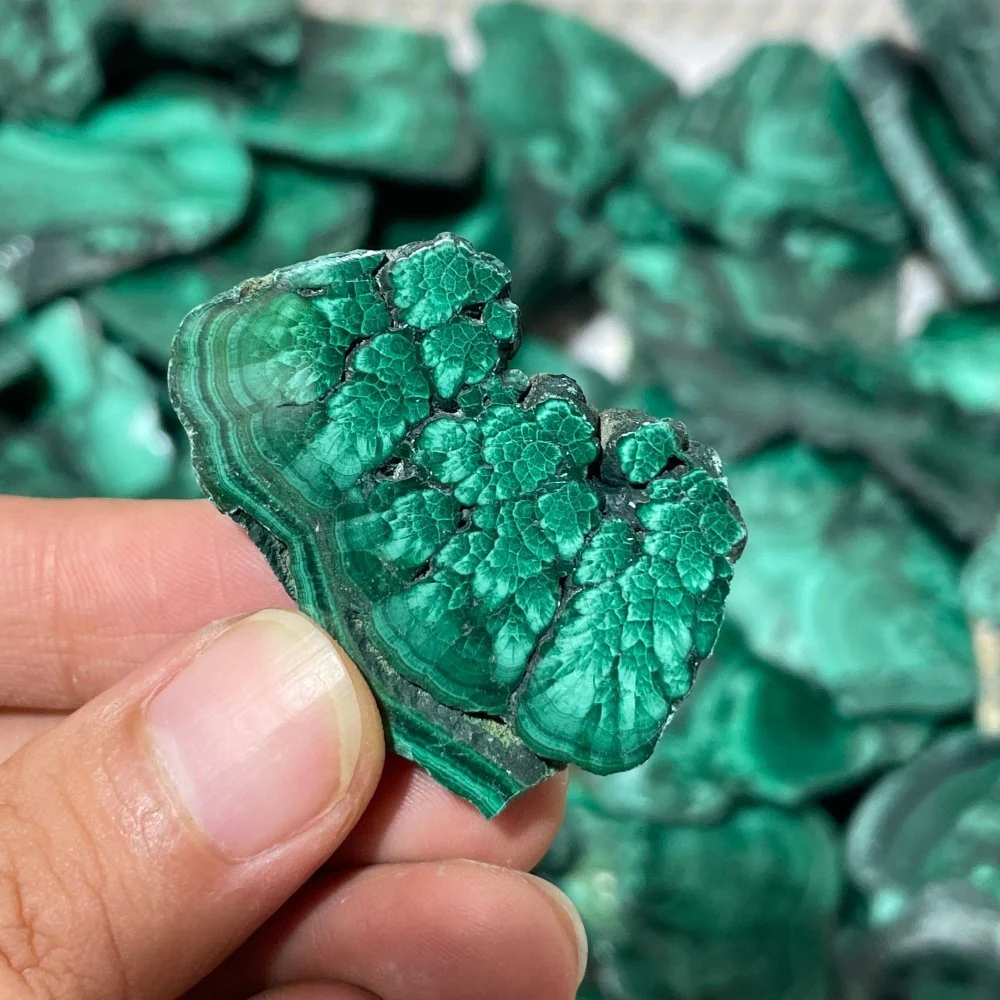 85 Pieces Small Polished Malachite Slab - Image 5