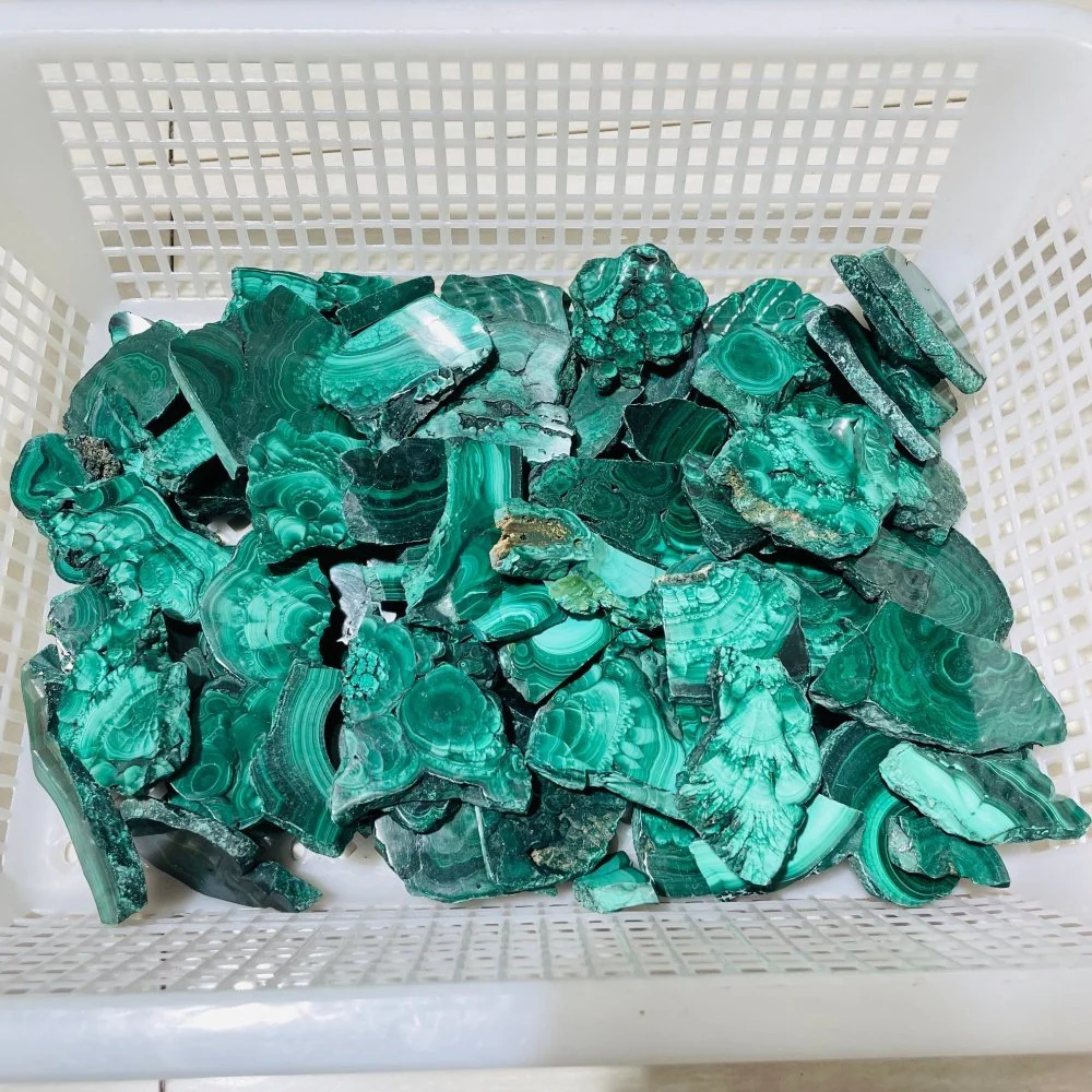 85 Pieces Small Polished Malachite Slab - Image 8