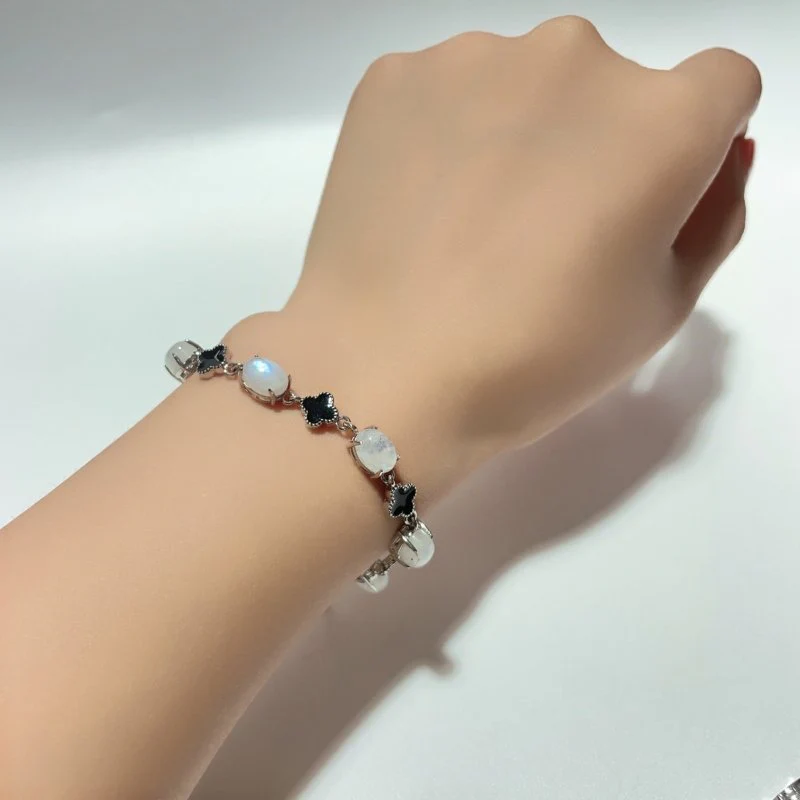 Moonstone Cute Four Leaf Clover Lucky Bracelets Crystal Wholesale