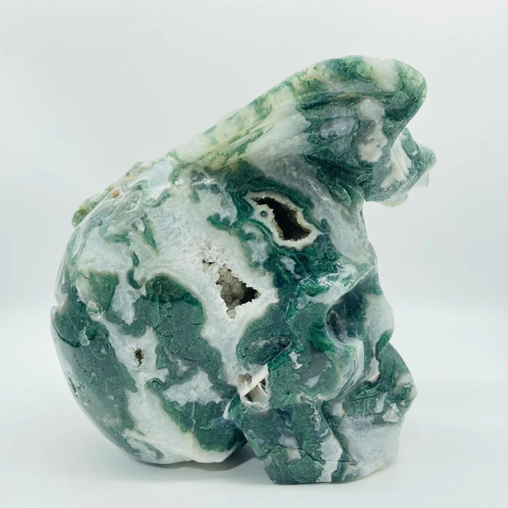 Large Moss Agate Flying Dragon Standing On Skull Carving - Image 2