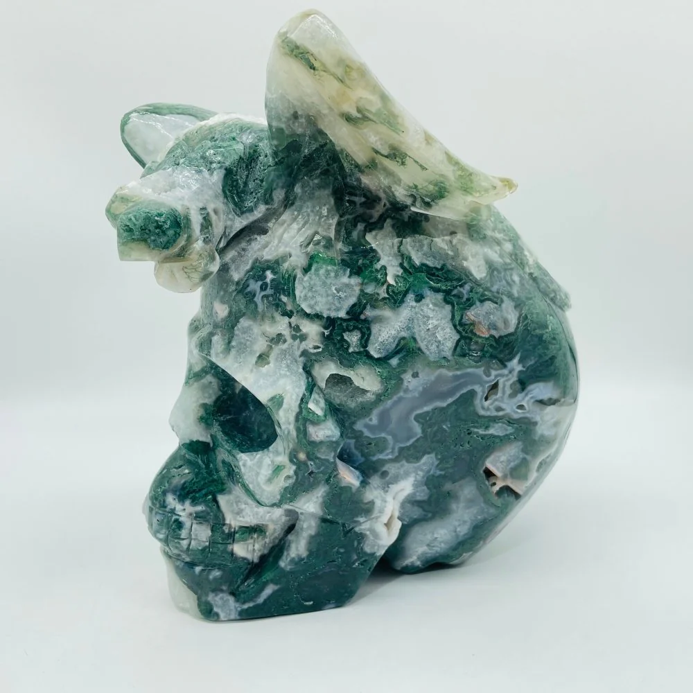 Large Moss Agate Flying Dragon Standing On Skull Carving - Image 3