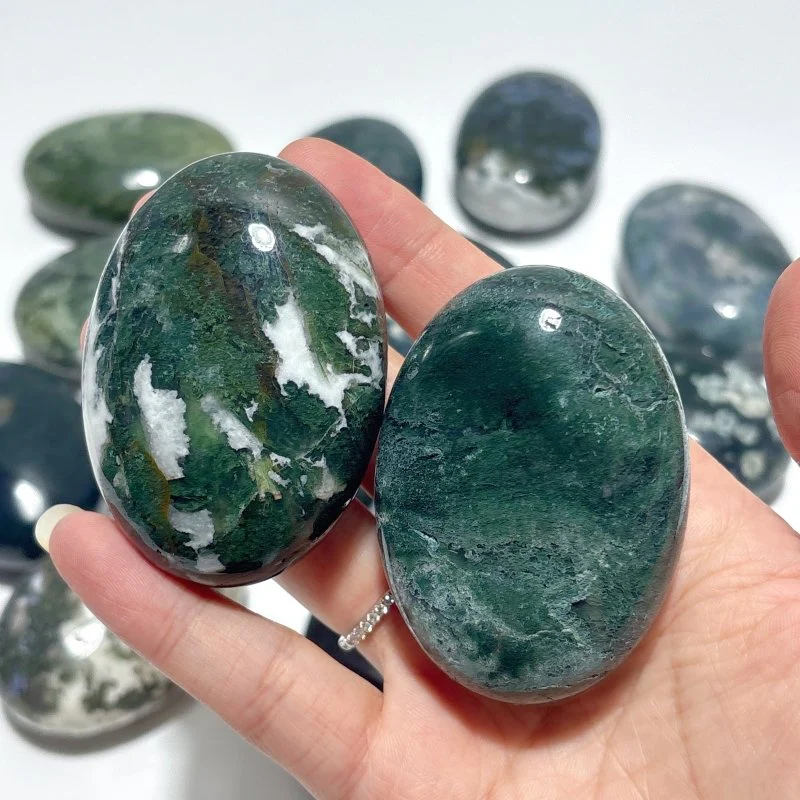 Standard Shape Moss Agate Palm Wholesale - Image 2