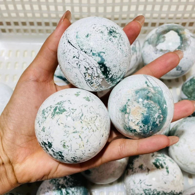21 Pieces White Moss Agate Spheres Clearance - Image 3