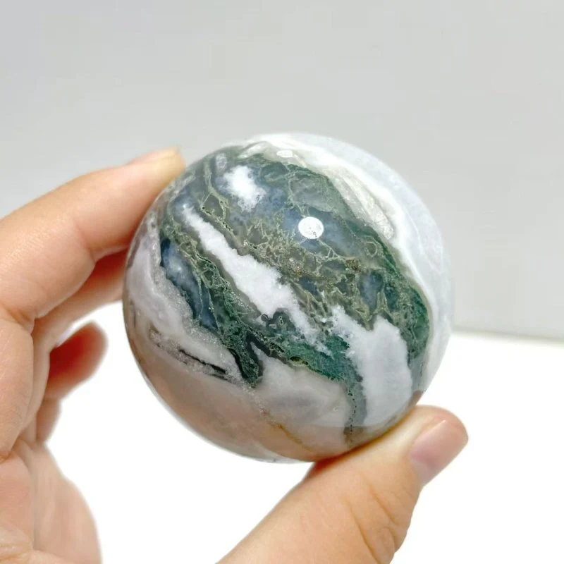17 Pieces Moss Agate Spheres - Image 2