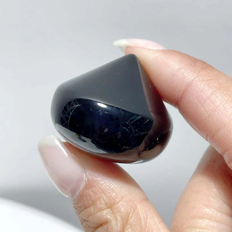 Black Obsidian Garlic Shape Carving Wholesale - Image 2