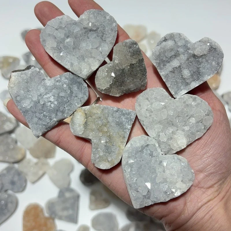 85 Pieces One-sided Quartz Crystal Cluster Heart - Image 3