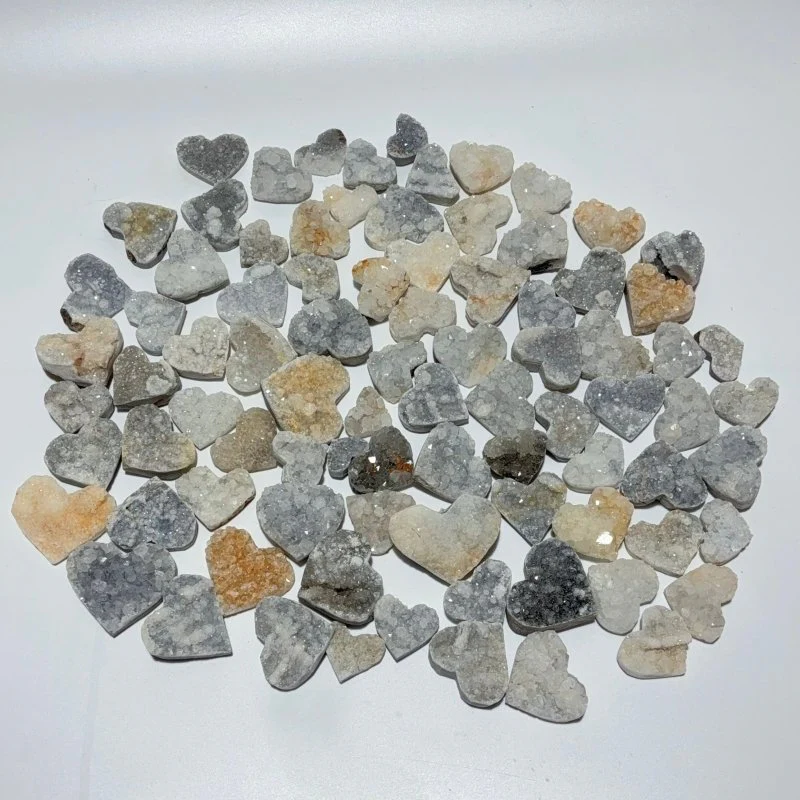 85 Pieces One-sided Quartz Crystal Cluster Heart - Image 7