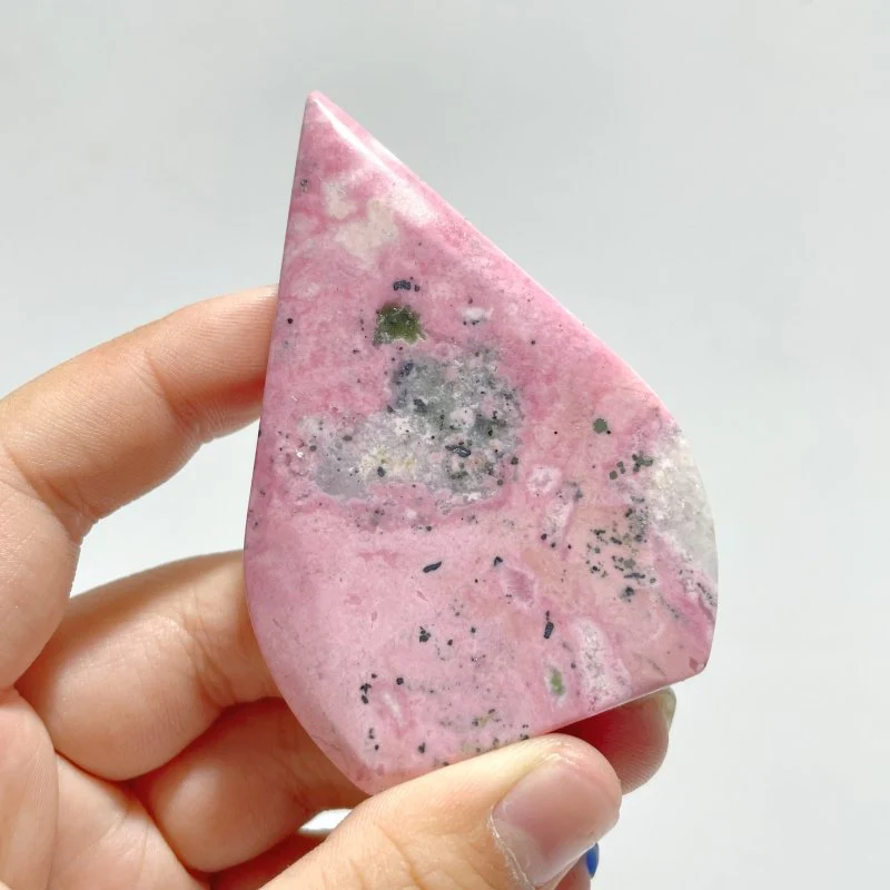 Peru Rhodonite Arrow Head Shape Wholesale - Image 2