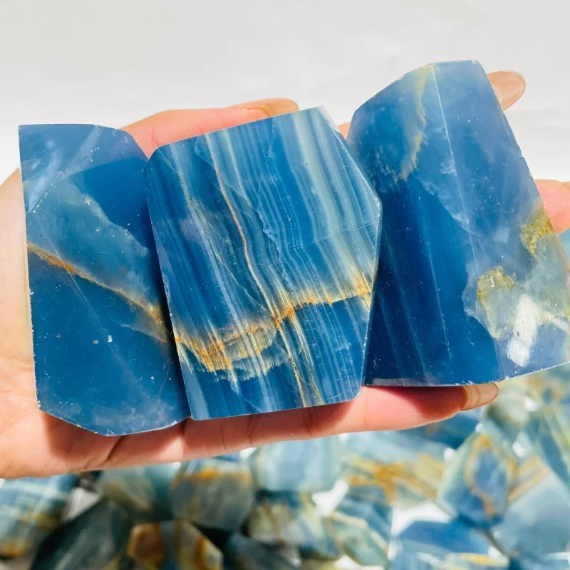 90 Pieces High Quality Blue Onyx Stone Free Form - Image 2