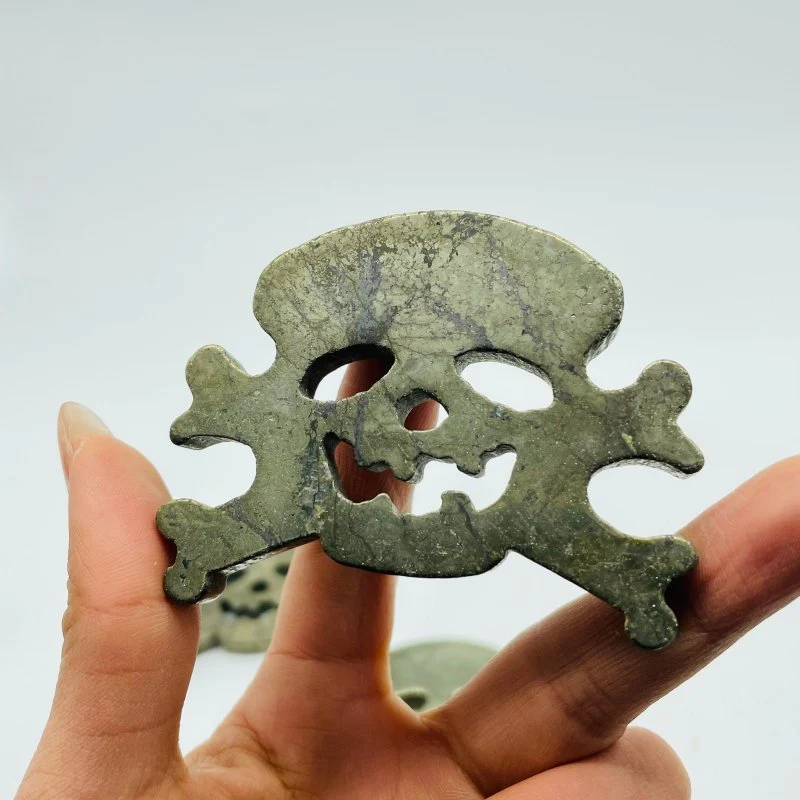 Pyrite Pirate Skull Carving Wholesale - Image 2