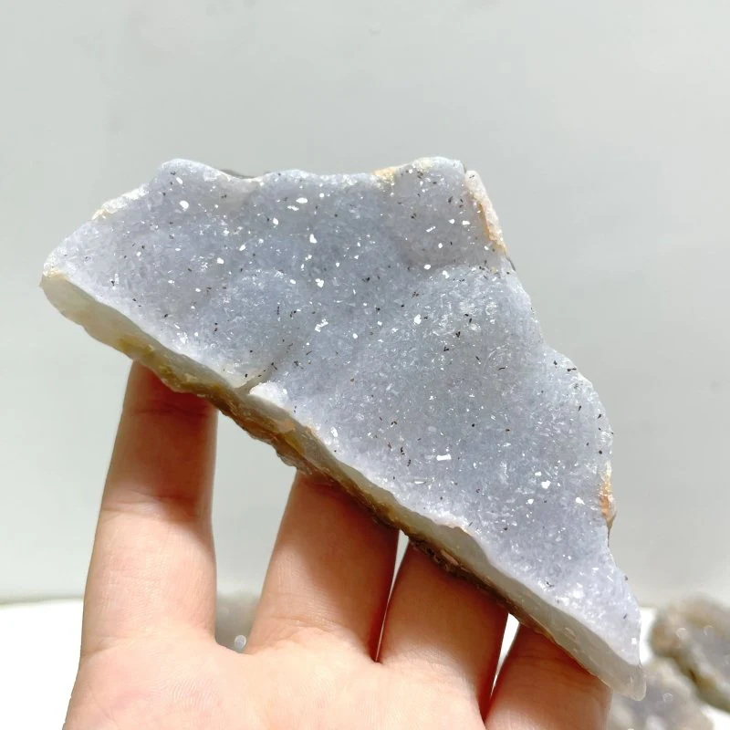 28 Pieces Beautiful Quartz Cluster Specimen - Image 3