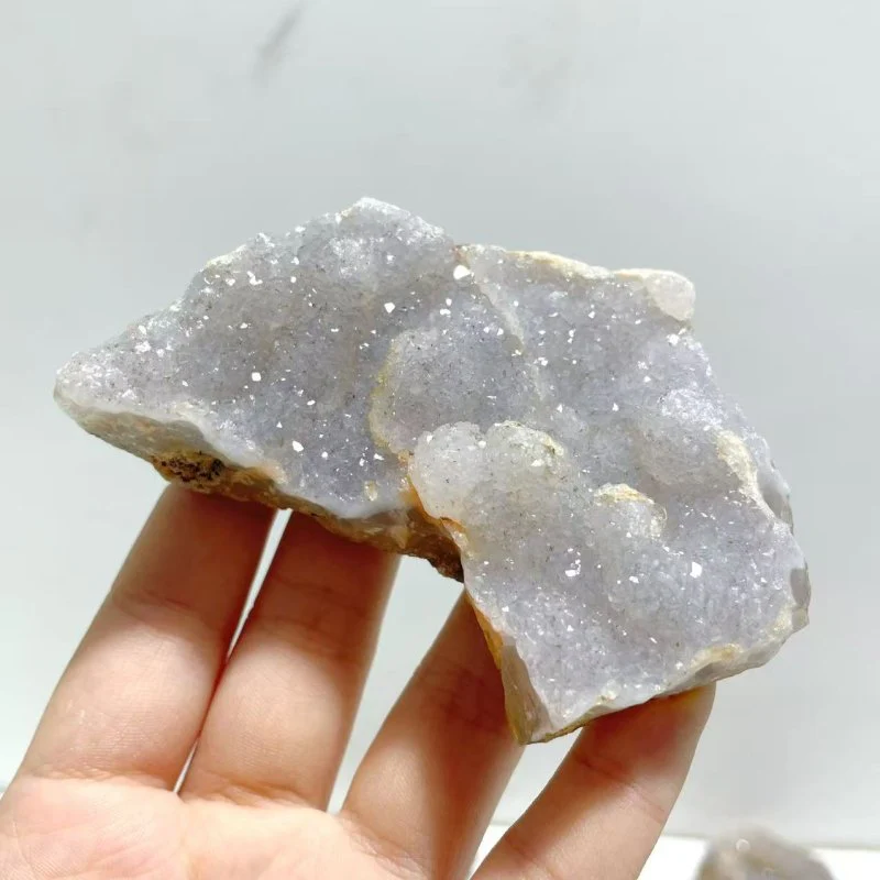 28 Pieces Beautiful Quartz Cluster Specimen - Image 5