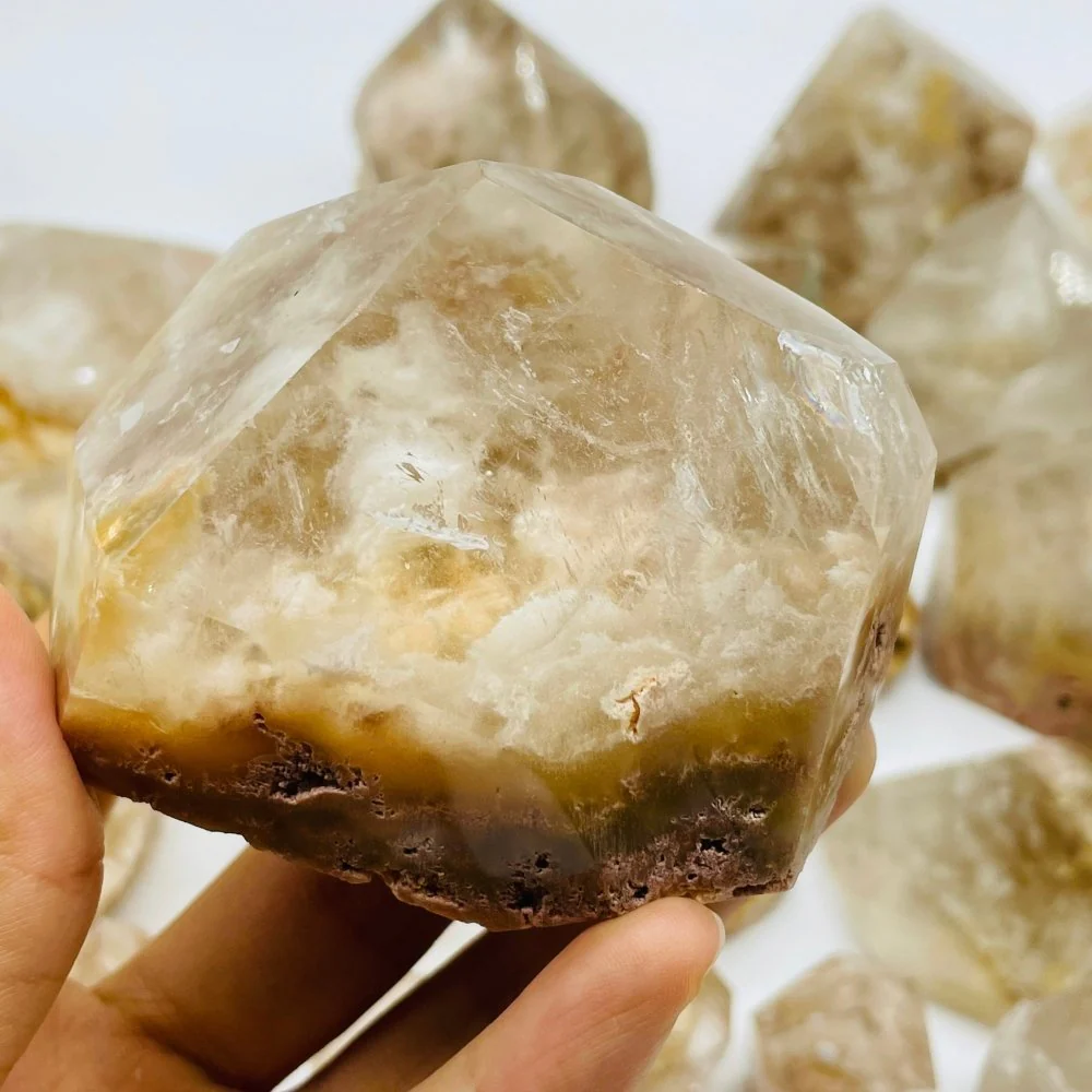 33 Pieces High Quality Rabbit Hair Rutilated Quartz Points - Image 5