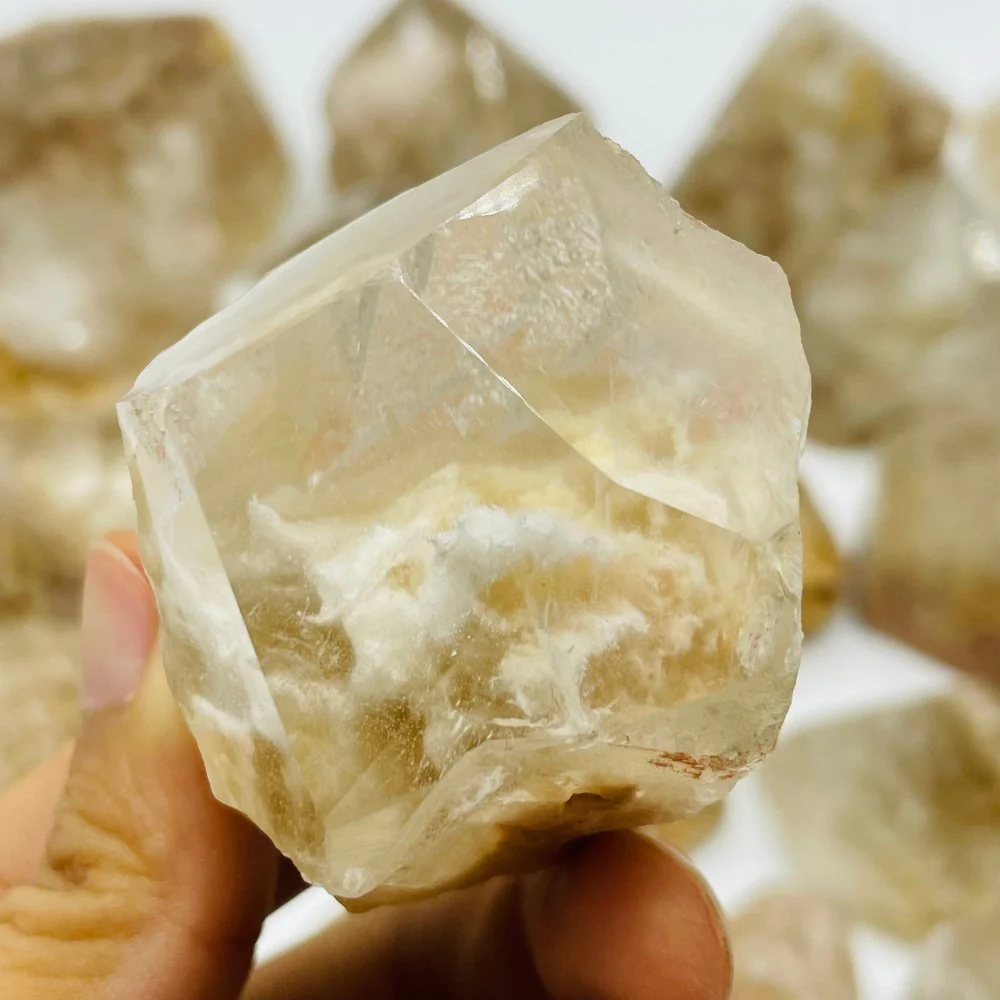 33 Pieces High Quality Rabbit Hair Rutilated Quartz Points - Image 6