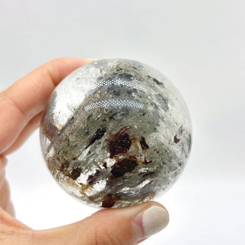 Enhydro Garden Quartz Sphere With Moving Bubble - Image 4