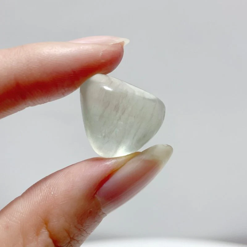 0.7-1.7in Rainbow Fluorite Tumbled Wholesale - Image 5