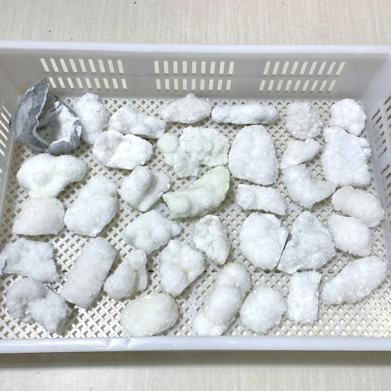 35 Pieces Raw Clear Quartz Cluster Specimen For Collection - Image 7