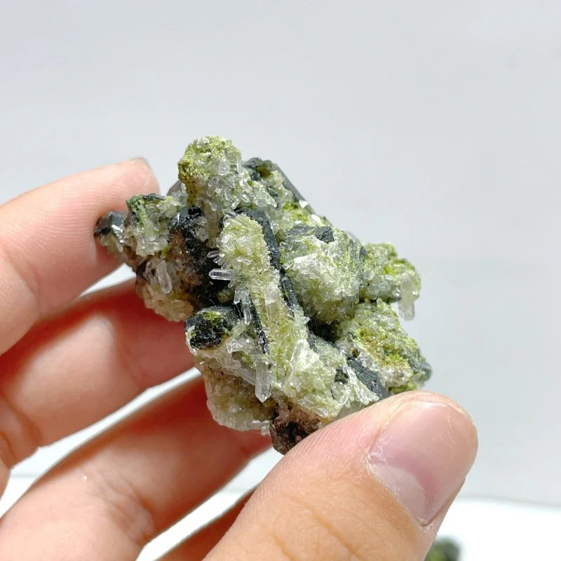 15 Pieces Raw Green Tourmaline Specimen For Collection - Image 8