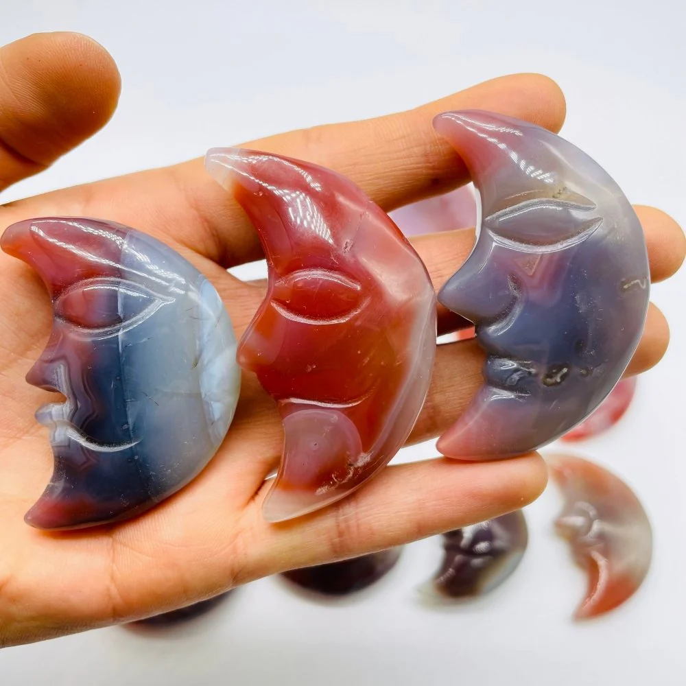16 Pieces Beautiful Red Agate Moon Face - Image 3